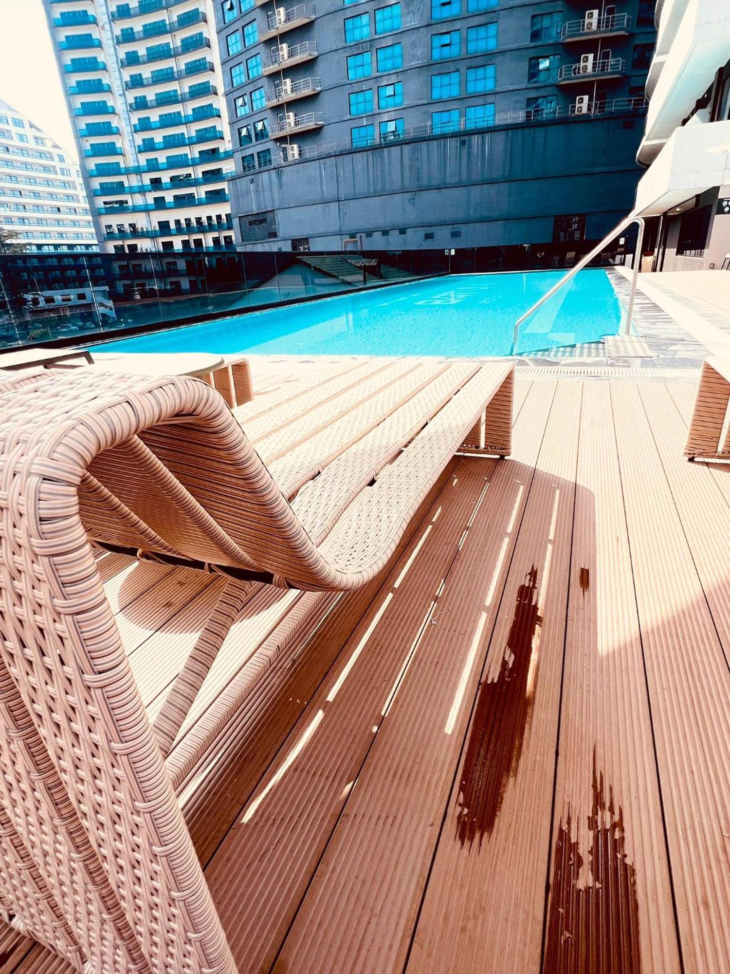 Nova Concierge Aparthotel Batumi Esterno foto