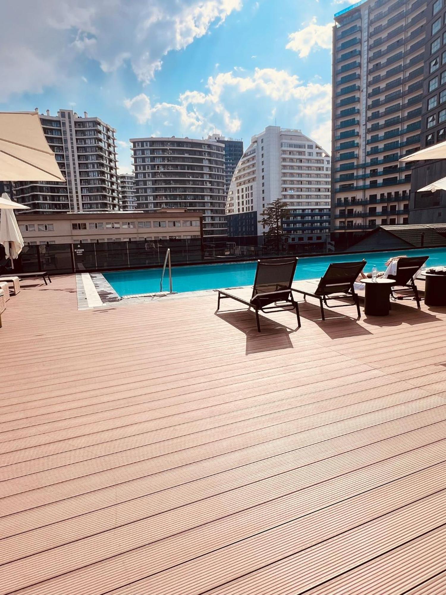 Nova Concierge Aparthotel Batumi Esterno foto