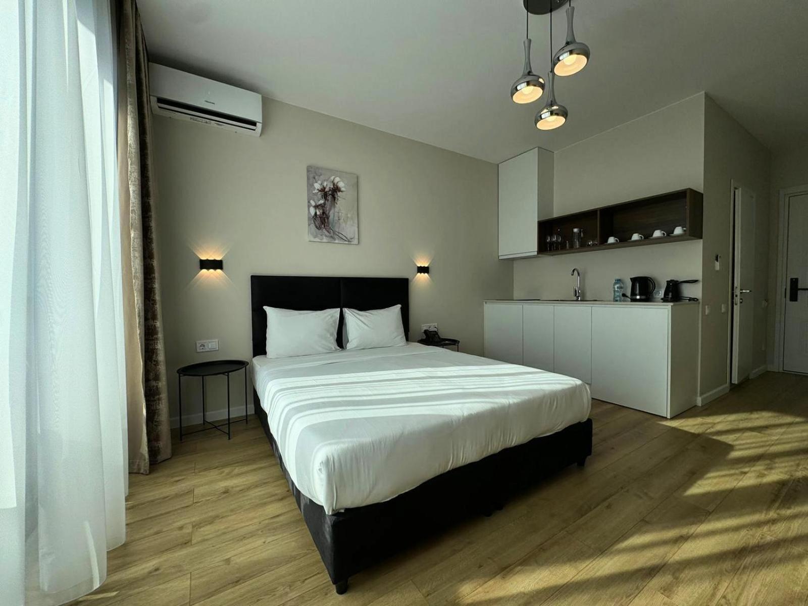 Nova Concierge Aparthotel Batumi Esterno foto