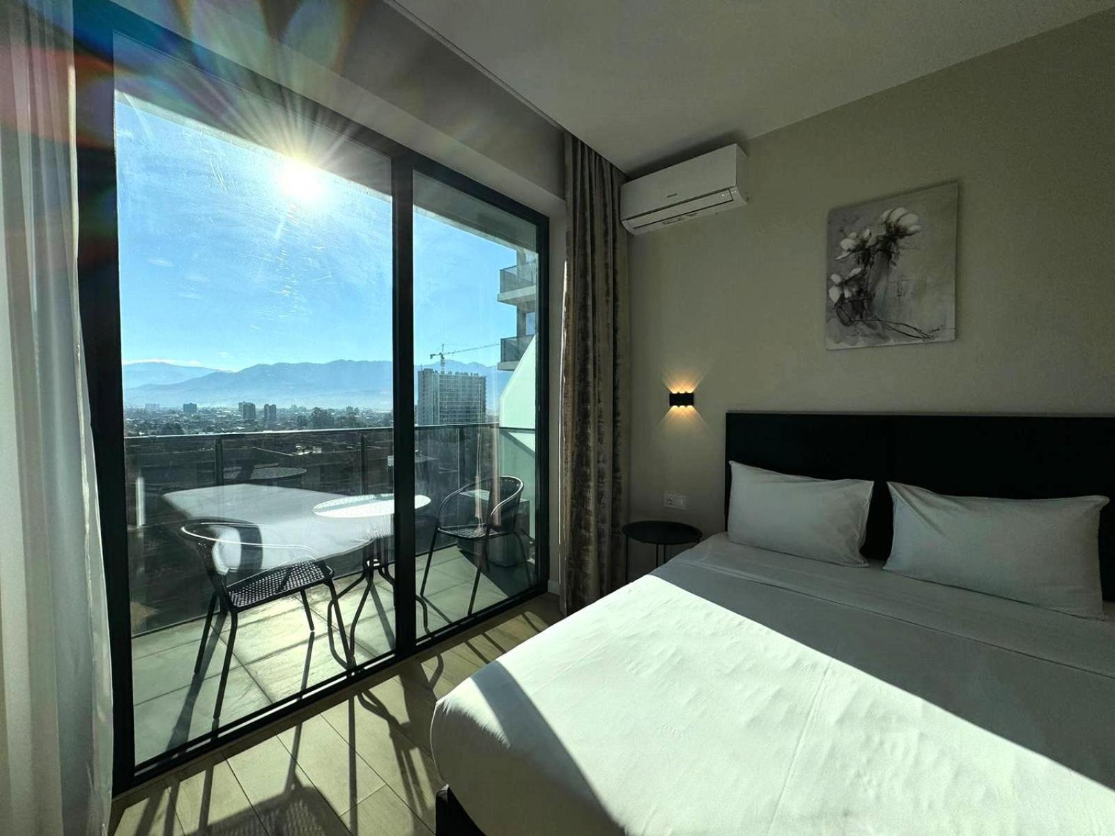 Nova Concierge Aparthotel Batumi Esterno foto
