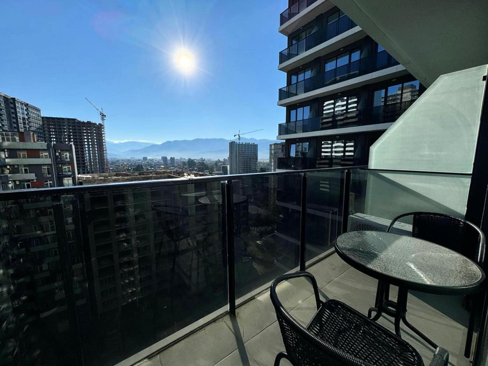 Nova Concierge Aparthotel Batumi Esterno foto